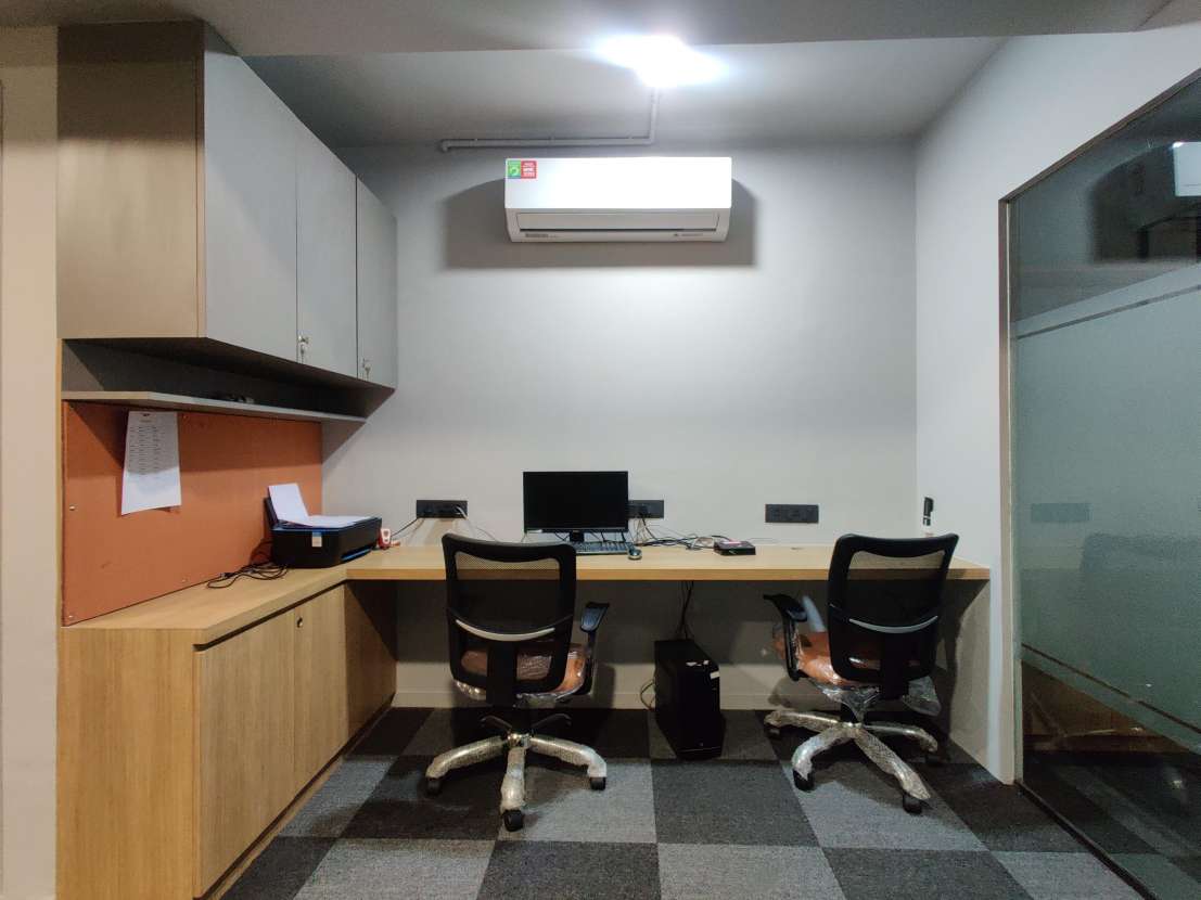 Sales Team Desk